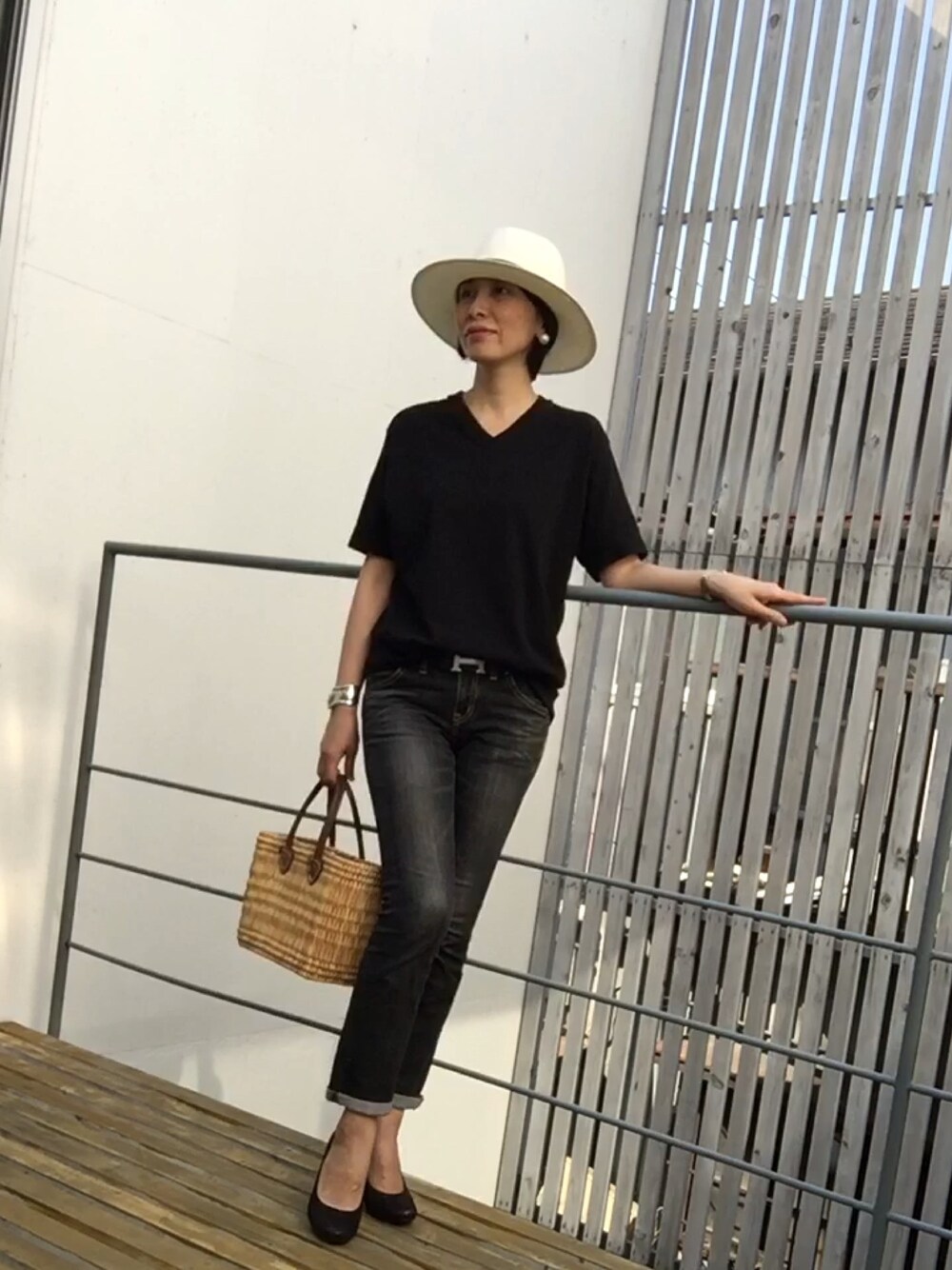 HERMESのベルトを使ったレディース人気ファッション