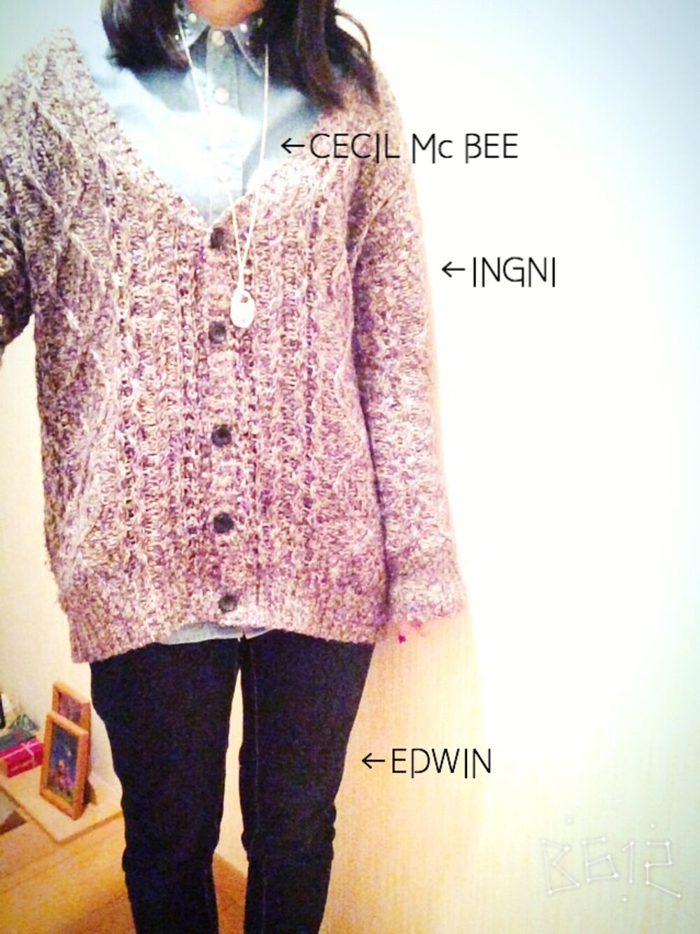 「DENIM×DENIM、デニムオンデニム、denim on denim」｜「CECIL Mc BEEのアイテム（シャツ/ブラウス、ブルー系）」を使った、\ mäu /さん（レディース・158cm）の冬コーディネートの1枚目の写真