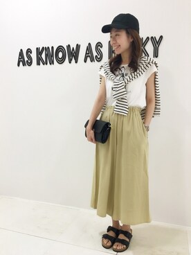 「ASZAKKA（アザッカ）のアイテム（バッグ）」を使った、オカダさん（レディース・155cm）の春コーディネート