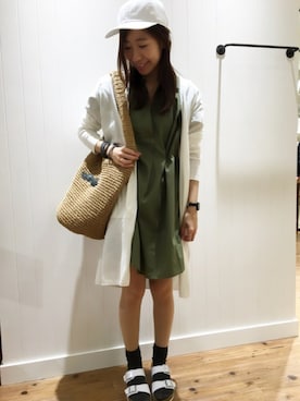 「ASZAKKA（アザッカ）のアイテム（バッグ）」を使った、オカダさん（レディース・155cm）の春コーディネート