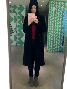 「PULL&BEAR（プルアンドベア）のアイテム（ニットキャップ/ビーニー）」を使った、Lynnさん（レディース・177cm）の冬コーディネート