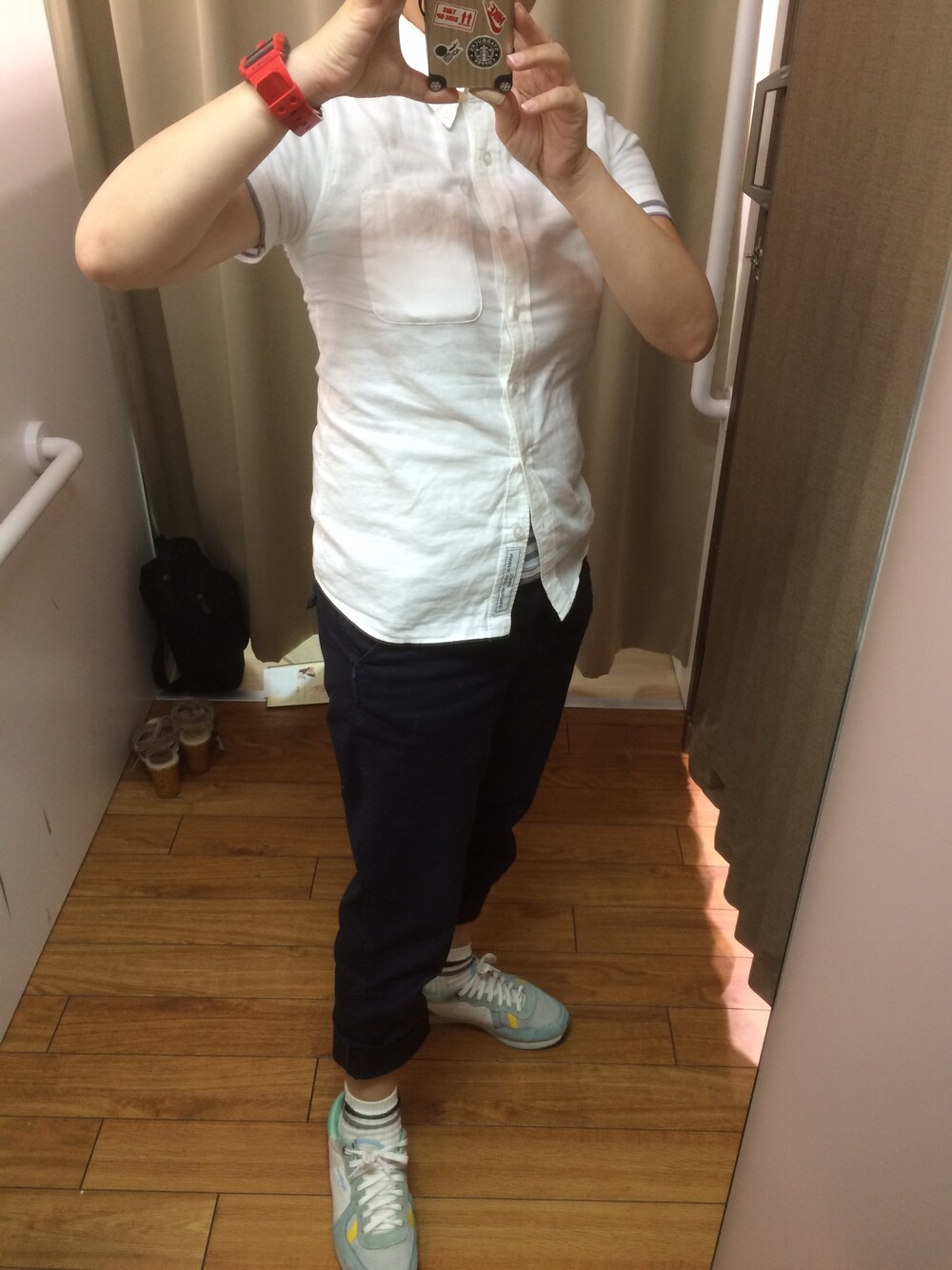 「シャツスタイル、ユニクロ」｜「TOMMY HersのMILL ROCK SHIRTS SS HERS（シャツ/ブラウス、ホワイト系）」を使った、みやみやさん（レディース・155cm）の夏コーディネートの1枚目の写真