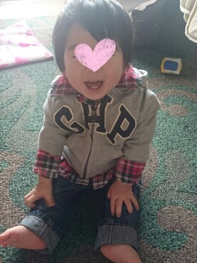 「babyGAP（babyGAP）のアイテム（シャツ/ブラウス、レッド系）」を使った、ろーずさん（レディース・163cm）の冬コーディネート
