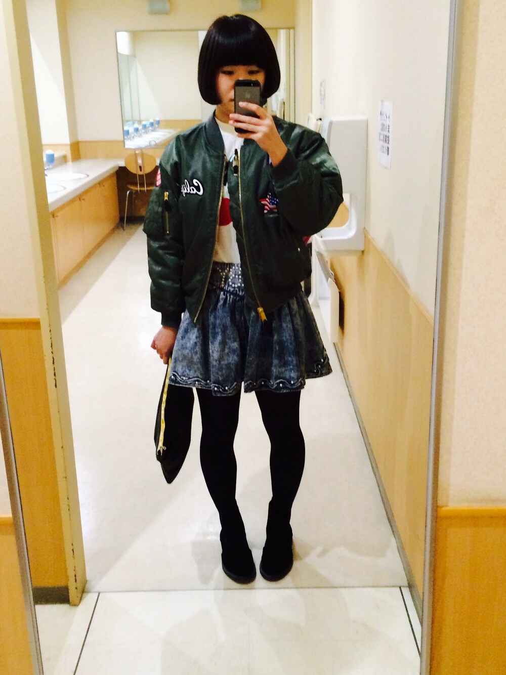 「MILKFED.のPATCHED MA-1（ブルゾン、グリーン系）」を使った、きむらっくまさん（レディース・161cm）の春コーディネートの1枚目の写真
