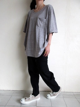 「banal chic bizarre」｜「アイテム（Tシャツ/カットソー）」を使った、TITY niigataさん（レディース・160cm）の秋コーディネート