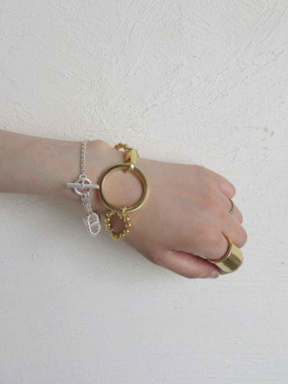 TITY niigataさんの「KOTONA コトナ ”double bracelet” 」を使ったコーディネート