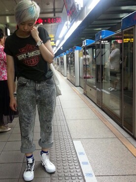 KiKi Sinさんのコーディネート