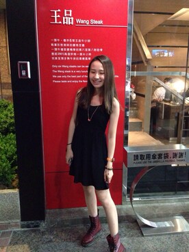 YL Chenさんのコーディネート