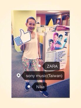 YL Chenさんのコーディネート