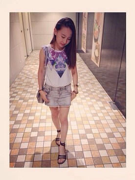 YL Chenさんのコーディネート