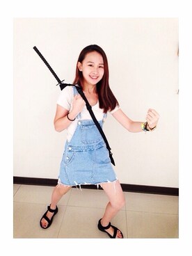 YL Chenさんのコーディネート