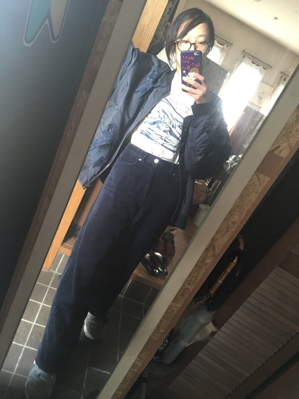 「mikio sakabe、Edition、リボン、MA-1、コーティングパンツ」｜「EDITIONのアイテム（その他パンツ、ブルー系）」を使った、chokukoさん（レディース・159cm）の秋コーディネートの1枚目の写真