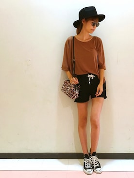 「Bou Jeloud（ブージュルード）のアイテム（パンツ）」を使った、asammyさん（レディース・170cm）の夏コーディネート