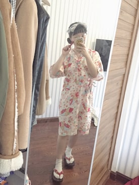 「VINTAGE（ヴィンテージ）のアイテム（ヘアバンド）」を使った、周嗨森さん（レディース・159cm）の夏コーディネート