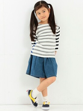 「Lee（リー）のアイテム（スカート）」を使った、B:MING by BEAMS WOMENさん（キッズ・113cm）の春コーディネート