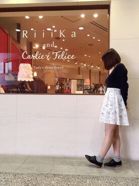 「Carlie e felice（カーリーエフェリーチェ）のアイテム（シューズ）」を使った、にょんさん（レディース・163cm）の秋コーディネート