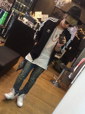 「アイテム（ジャージ）」を使った、HirokiYudaさん（メンズ・173cm・20代）の春コーディネート