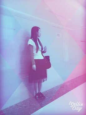 小Mo美媚さんのコーディネート