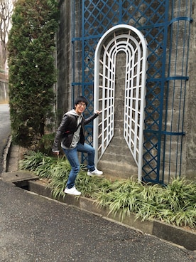 「黒縁メガネ」｜「アイテム（ライダースジャケット）」を使った、Daisuke Aさん（メンズ・168cm）の冬コーディネート