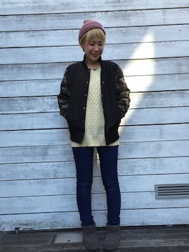 「BURKS BULL（バークスブル）の袖カモフラージュTRスタジャン（スタジャン、ブラック系）」を使った、sakiさん（レディース・158cm）の冬コーディネート