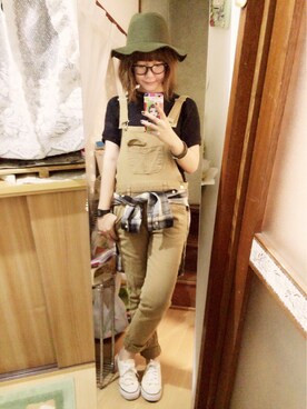 「CASIO」｜「アイテム（オールインワン・サロペット）」を使った、アズ☺︎さん（レディース・159cm）の秋コーディネート