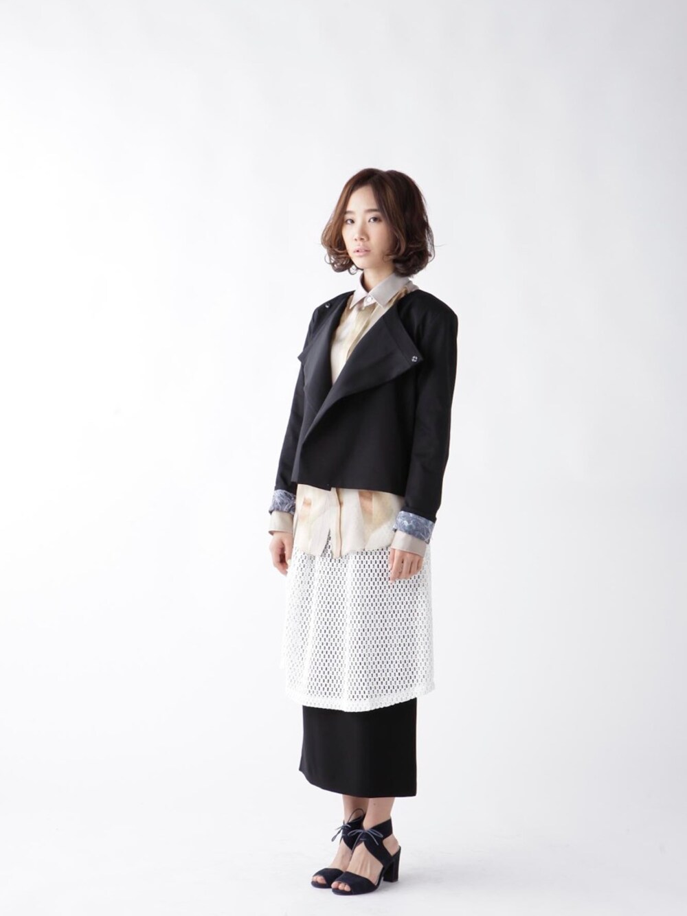 「ジャケット、スカート、シャツ、2014ss、SALE、ミニマル、lady、TARO HORIUCHI、フロノウェア、you ozeki」｜「minimal riders jacket（ライダースジャケット、ブラック系）」を使った、フロノウェア／fro・nowhereさん（レディース・160cm）の夏コーディネートの1枚目の写真