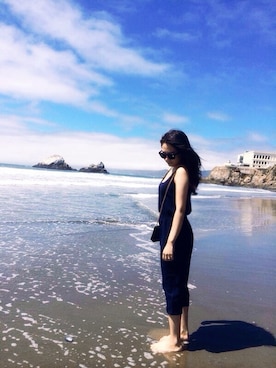 「beach」｜「アイテム（つなぎ/オールインワン）」を使った、Abby Wuさん（レディース・157cm）の夏コーディネート