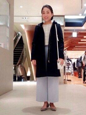 「フリルトップス」｜「アイテム（その他アウター）」を使った、川崎さん（レディース・154cm）の秋コーディネート