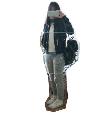 「stradivarius（ストラディバリウス）のアイテム（その他アウター）」を使った、Yulian さん（レディース・162cm）の春コーディネート