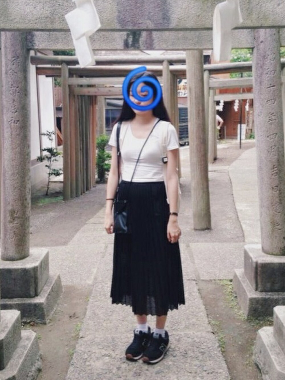 「New Balance、MUJI、growze、旅行、Japan、skirt」｜「GROWZEのアイテム（スカート、ブラック系）」を使った、WeiHsuanさん（レディース・162cm）の夏コーディネートの1枚目の写真