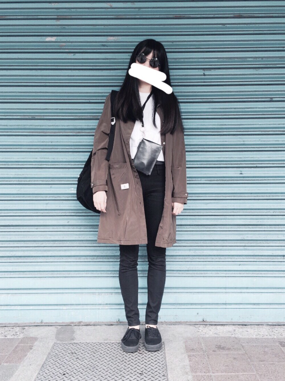 「a land、Bershka、UNIQLO、VANS、URAHA」｜「URAHAのアイテム（ミリタリージャケット、グリーン系）」を使った、WeiHsuanさん（レディース・162cm）の冬コーディネートの1枚目の写真