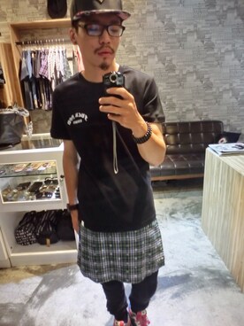 「SKATOPIA羅馬字母T（Tシャツ/カットソー、ブラック系）」を使った、夢遺さん（メンズ・176cm）の春コーディネート