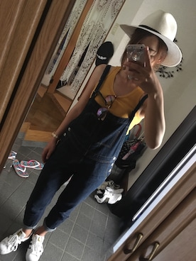 「NICE CLAUP（ナイスクラップ）のアイテム（サロペット/オーバーオール）」を使った、KMRさん（レディース・165cm）の夏コーディネート