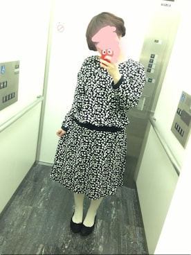 「白と黒」｜ｓ。さん（レディース・151cm）の秋コーディネート