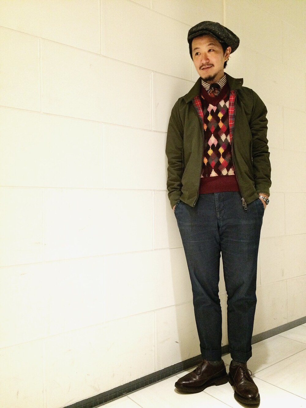 「hannahats、Drumohr、gelmano、tricker's、nano・universe、BARACUTA、ブリティッシュ、トラッド、スウィングトップ」｜「BEAMSの○BARACUTA×BEAMS / 別注 G9（ブルゾン、グリーン系）」を使った、そわじゅんいちさん（メンズ・175cm）の秋コーディネートの1枚目の写真