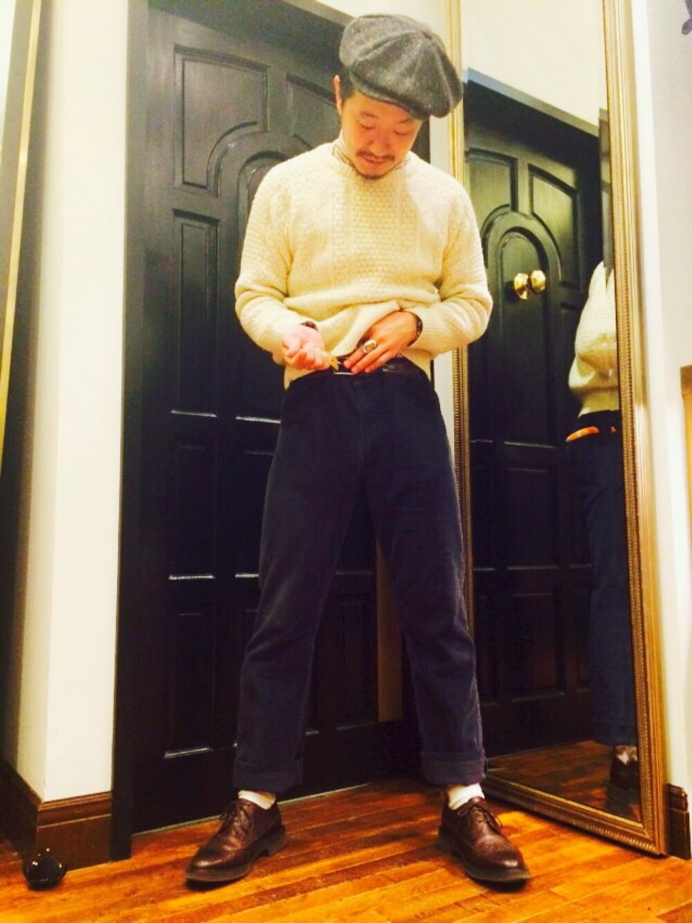 「hannahats、franklintailored、GLEN CLYDE、nano・universe、tricker's、白ソックス、ホワイト×ネイビー、ホワイトニット」｜「NANO universeのTricker's(トリッカーズ)/ 別注ロングウィングチップ（ドレスシューズ、ブラウン系）」を使った、そわじゅんいちさん（メンズ・175cm）の秋コーディネートの1枚目の写真