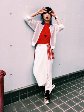 ベルトを使った 赤と白 の人気ファッションコーディネート Wear