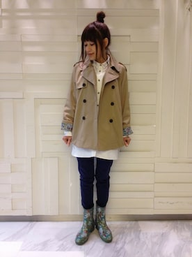 「AIGLE（エーグル）のアイテム（トレンチコート）」を使った、kazuさん（レディース・158cm）の春コーディネート