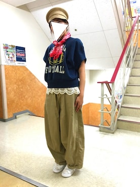 「スポサン」｜「アイテム（スウェット）」を使った、ジェイとエイチさん（レディース・156cm）の春コーディネート