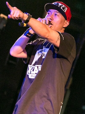 「IRIE by Irielife」｜Masta Simon(Mighty Crown)さん（メンズ・175cm）の夏コーディネート