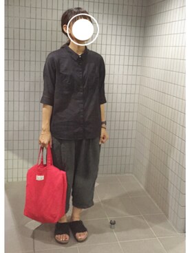 「B.L.U.E（ビーエルユーイー）のアイテム（バッグ）」を使った、remioさん（レディース・163cm）の夏コーディネート
