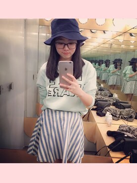 「MONKI（モンキ）のアイテム（パーカー）」を使った、红小豆苟大子さん（レディース・160cm）の春コーディネート