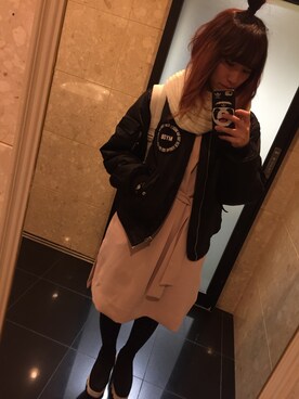 「黒×ピンク」｜「アイテム（ワンピース/ドレス）」を使った、m o e○▲□さん（レディース・161cm）の冬コーディネート