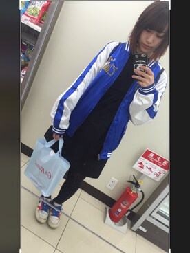「リバーシブル」｜「アイテム（スタジャン）」を使った、m o e○▲□さん（レディース・161cm）の春コーディネート