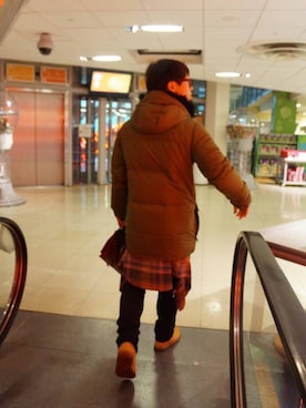 「travel」｜「アイテム（マウンテンパーカー）」を使った、Seul Kangさん（メンズ・170cm）の夏コーディネート