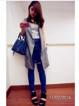 Theresa Mau さんのコーディネート