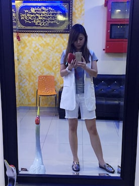 Theresa Mau さんのコーディネート