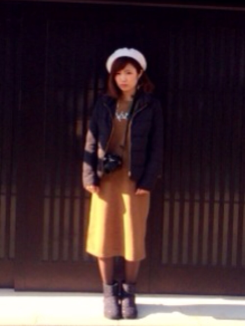 「カメラ女子」｜「nikonのアイテム（その他、その他）」を使った、萌美さん（レディース・163cm）の冬コーディネートの1枚目の写真