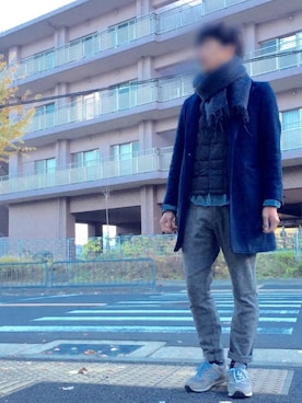 「ツイードパンツ」｜「アイテム（スニーカー）」を使った、D-iroさん（メンズ・175cm）の冬コーディネート