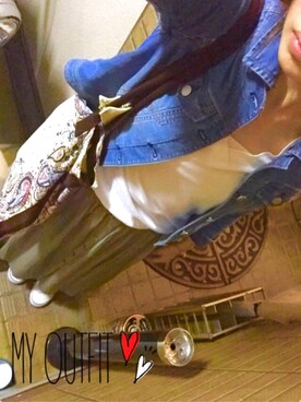 「M.deux（エムドゥ）のアイテム（デニムジャケット）」を使った、Anna さん（レディース・164cm）の秋コーディネート